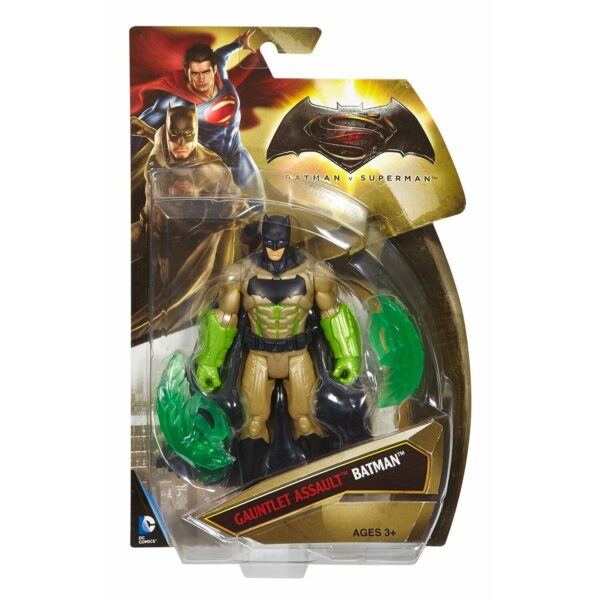 Batman v Superman: Gauntlet Assault Batman 6" Figure